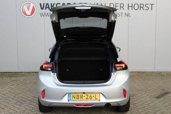 Opel Corsa 1.2-100pk Turbo Elegance Sky. In nieuwstaat verkerende Opel Corsa ! Autm. airco, cruise cntrl, lane assist, panoramadak, verwarmde stoelen, LM wielen, camera, parkeersensoren, navigatie by Apple Carplay/Android auto, metallic, LED verl. etc.