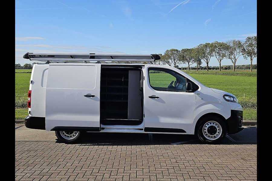 Opel Vivaro 1.5 CDTI L3H1 Edition Cruise control, Airco, Pdc, Climate control, Imperiaal, Trekhaak