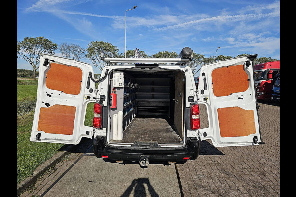 Opel Vivaro 1.5 CDTI L3H1 Edition Cruise control, Airco, Pdc, Climate control, Imperiaal, Trekhaak
