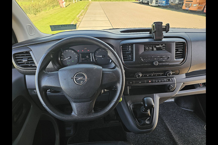 Opel Vivaro 1.5 CDTI L3H1 Edition Cruise control, Airco, Pdc, Climate control, Imperiaal, Trekhaak