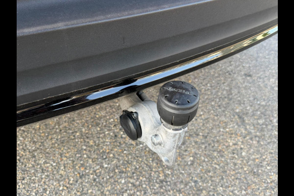 Volvo XC40 Single Motor Extended Range Ultimate 82 kWh SOH 100%| FULL OPTION| HARMAN KARDON| ELEKTRISCHE STOEL + MEMORY| PANORAMADAK| 360 CAMERA| ELEK. TREKHAAK| STOEL + STUURVERWARMING