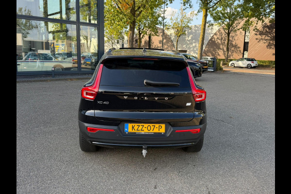 Volvo XC40 Single Motor Extended Range Ultimate 82 kWh SOH 100%| FULL OPTION| HARMAN KARDON| ELEKTRISCHE STOEL + MEMORY| PANORAMADAK| 360 CAMERA| ELEK. TREKHAAK| STOEL + STUURVERWARMING