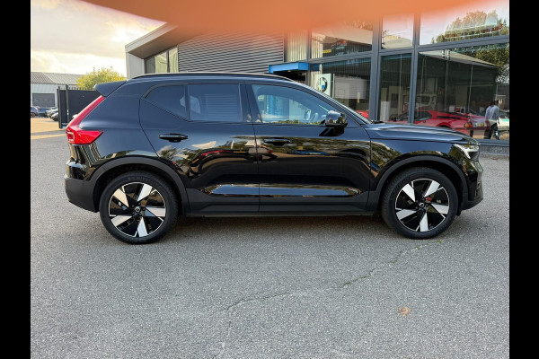 Volvo XC40 Single Motor Extended Range Ultimate 82 kWh SOH 100%| FULL OPTION| HARMAN KARDON| ELEKTRISCHE STOEL + MEMORY| PANORAMADAK| 360 CAMERA| ELEK. TREKHAAK| STOEL + STUURVERWARMING