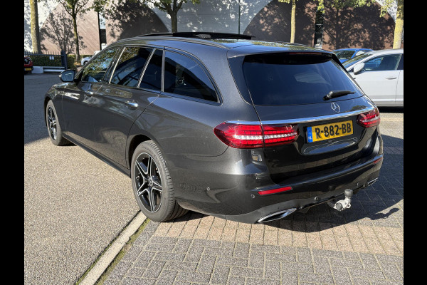 Mercedes-Benz E-Klasse Estate 300 e Business Solution AMG MERCEDES GARANTIE T/M 03-2028 | SOH 93% | PANORAMADAK | ELEKTRISCHE TREKHAAK | DEALER ONDERHOUDEN | APPLE CARPLAY/ANDROID AUTO | BURMESTER AUDIO | 360° CAMERA |