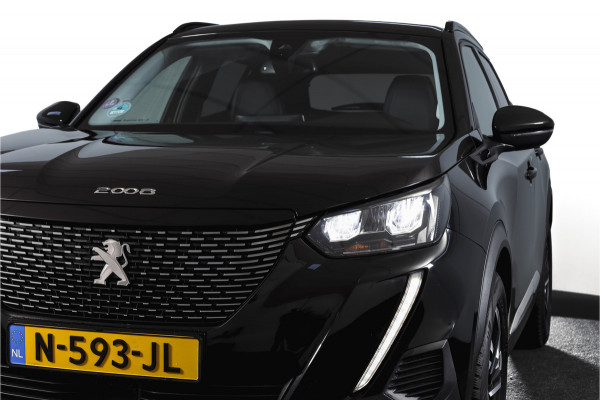 Peugeot 2008 1.2 PureTech 100 PK Allure | Cruise | PDC | Camera | Carplay/Android | ECC | LM 17" |