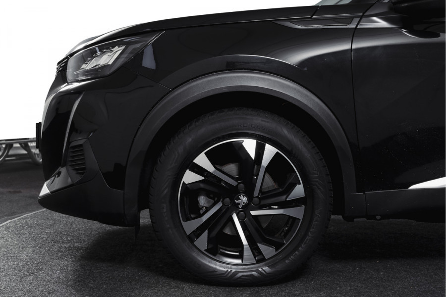 Peugeot 2008 1.2 PureTech 100 PK Allure | Cruise | PDC | Camera | Carplay/Android | ECC | LM 17" |