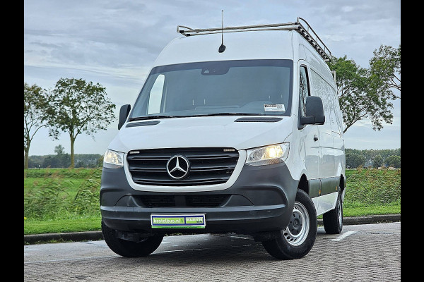 Mercedes-Benz Sprinter 316 2.2 CDI L2H2 EURO VI-D Cruise control, Airco, Standkachel, Mbux, Carplay, Navi, Camera, Climate control, Dodehoek detectie, Imperiaal, Trap, 3.5T-Trekhaak
