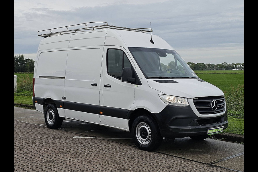 Mercedes-Benz Sprinter 316 2.2 CDI L2H2 EURO VI-D Cruise control, Airco, Standkachel, Mbux, Carplay, Navi, Camera, Climate control, Dodehoek detectie, Imperiaal, Trap, 3.5T-Trekhaak