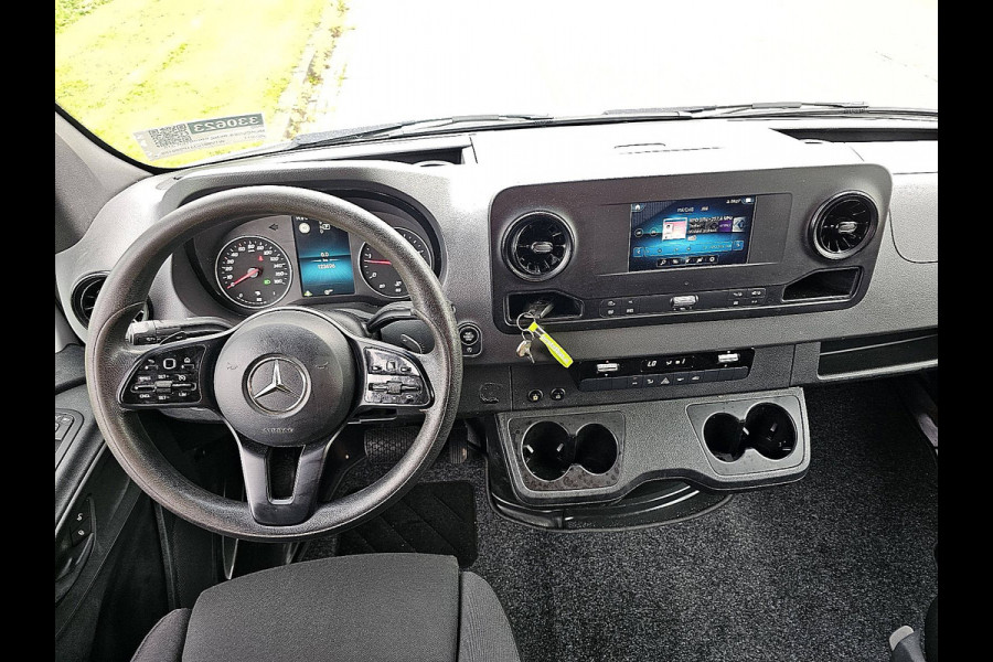 Mercedes-Benz Sprinter 316 2.2 CDI L2H2 EURO VI-D Cruise control, Airco, Standkachel, Mbux, Carplay, Navi, Camera, Climate control, Dodehoek detectie, Imperiaal, Trap, 3.5T-Trekhaak