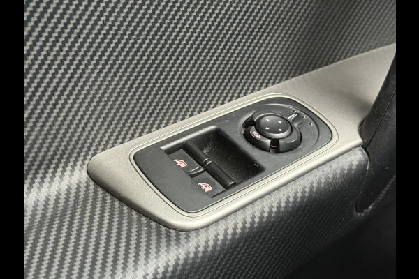 Alfa Romeo MiTo 0.9 TwinAir ECO | Origineel NL | Navigatie | Bluetooth | DAB | Parkeersensoren
