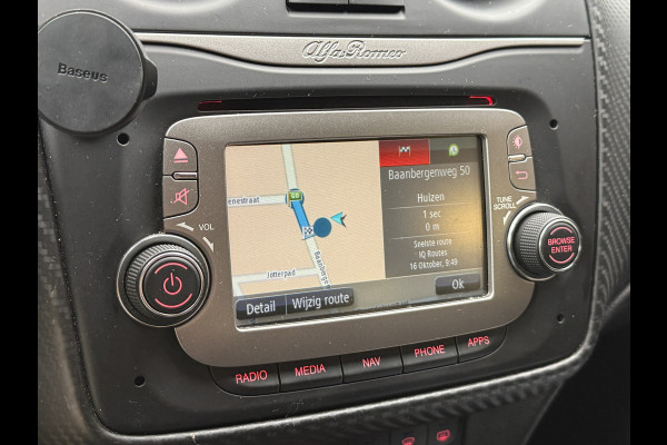 Alfa Romeo MiTo 0.9 TwinAir ECO | Origineel NL | Navigatie | Bluetooth | DAB | Parkeersensoren