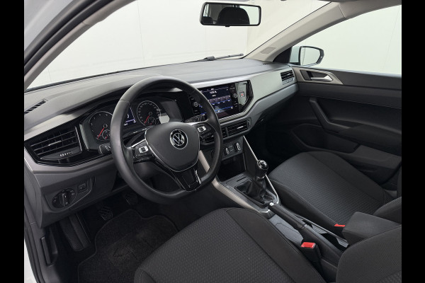 Volkswagen Polo 81PK 5Drs Navi Apple Carplay Android Auto Airco Cruise Control Comfortline Executive Isofix DAB Bluetooth Origineel Nederlandse Auto