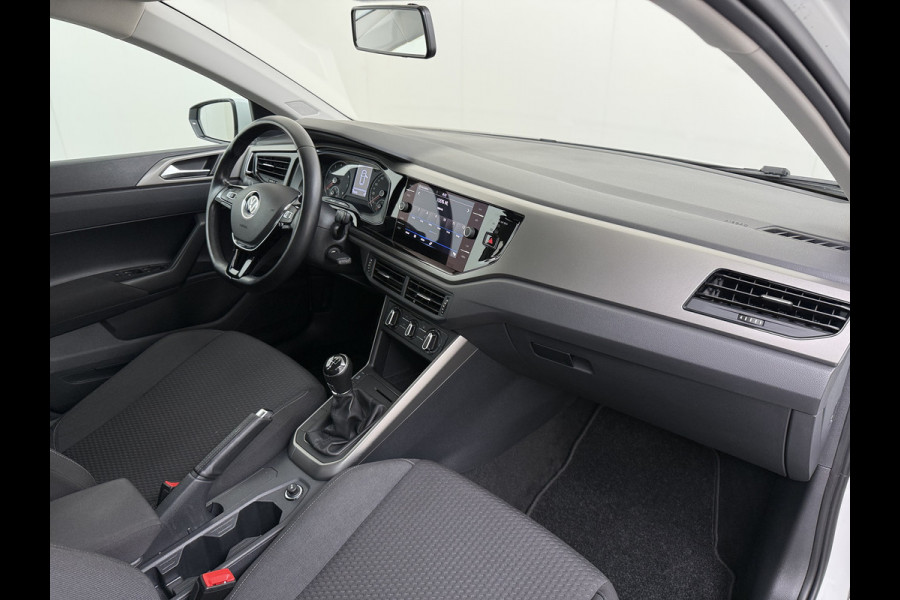 Volkswagen Polo 81PK 5Drs Navi Apple Carplay Android Auto Airco Cruise Control Comfortline Executive Isofix DAB Bluetooth Origineel Nederlandse Auto