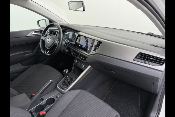 Volkswagen Polo 81PK 5Drs Navi Apple Carplay Android Auto Airco Cruise Control Comfortline Executive Isofix DAB Bluetooth Origineel Nederlandse Auto