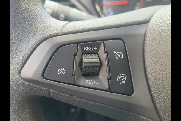 Opel KARL 1.0 Rocks Online Edition (4.795 KM!!!) Rijklaar “Sinds 1970 | 5.000+ reviews | Score 9,5 | Service zoals ’t hoort” Henk Jongen Auto's in Helmond,  al 50 jaar service zoals 't hoort!
