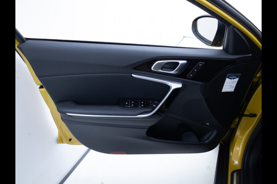 Kia Xceed 1.0 T-GDi ExecutiveLine | Panoramadak | Leer | Stoel- Stuur- Achterbankverwarming | Stoelkoeling | JBL-Audio, Apple Carplay/Android Auto, Memorystoel, Elektrische Achterklep, Achteruitrijcamera
