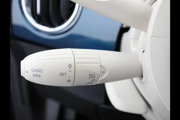 Fiat 500 1.0 Hybrid Bellavita Navigatie Apple Carplay/Android Auto Climate Control Lichtmetalen velgen Parkeer sensoren