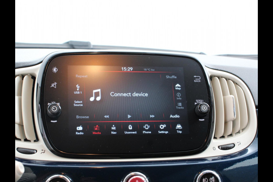 Fiat 500 1.0 Hybrid Bellavita Navigatie Apple Carplay/Android Auto Climate Control Lichtmetalen velgen Parkeer sensoren