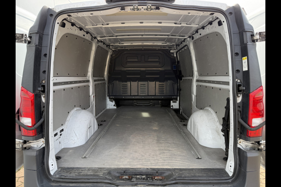 Mercedes-Benz Vito 116 1.9 CDI Automaat L3 XL Climate Control Cruise Control Camera Stoelverwarming Parkeersensoren voor achter
