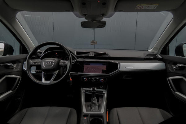 Audi Q3 45 TFSI e S edition | S-line | SOH 95% | Apple carplay | Trekhaak | ACC | Stoelverwarming