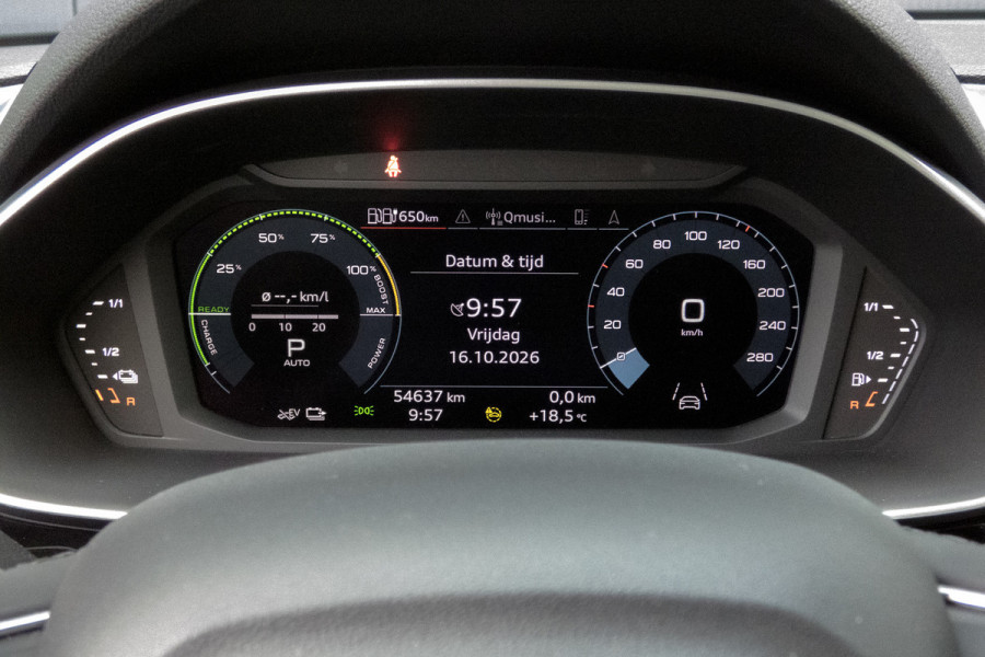 Audi Q3 45 TFSI e S edition | S-line | SOH 95% | Apple carplay | Trekhaak | ACC | Stoelverwarming