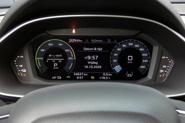 Audi Q3 45 TFSI e S edition | S-line | SOH 95% | Apple carplay | Trekhaak | ACC | Stoelverwarming