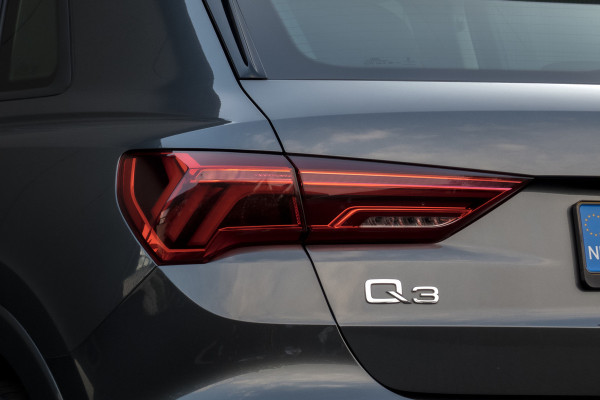 Audi Q3 45 TFSI e S edition | S-line | SOH 95% | Apple carplay | Trekhaak | ACC | Stoelverwarming