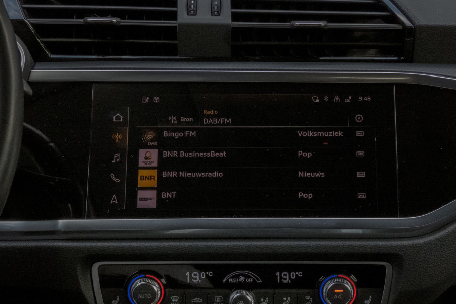 Audi Q3 45 TFSI e S edition | S-line | SOH 95% | Apple carplay | Trekhaak | ACC | Stoelverwarming