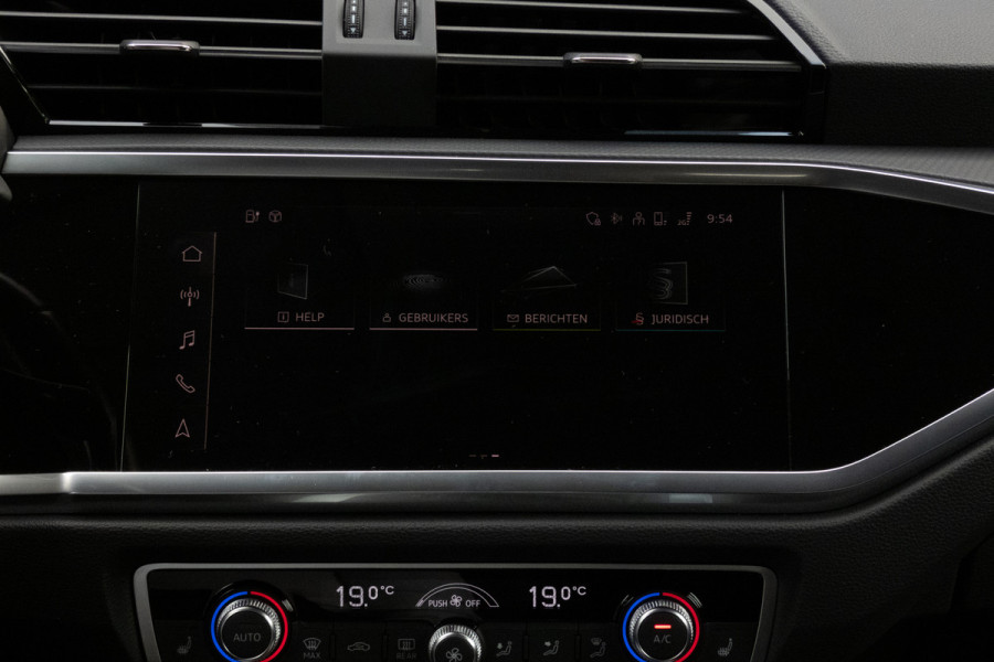 Audi Q3 45 TFSI e S edition | S-line | SOH 95% | Apple carplay | Trekhaak | ACC | Stoelverwarming
