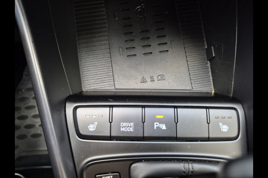 Hyundai i20 1.0 T-GDI Premium,Stoelverwarming,Cruisecontrol,Navigatie/Camera,parkeersensoren