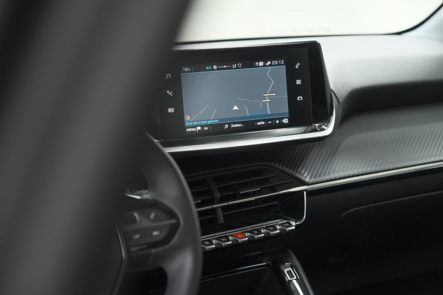 Peugeot 208 PureTech 100 EAT8 Allure | Navigatie | Parkeersensoren | Cruise Control