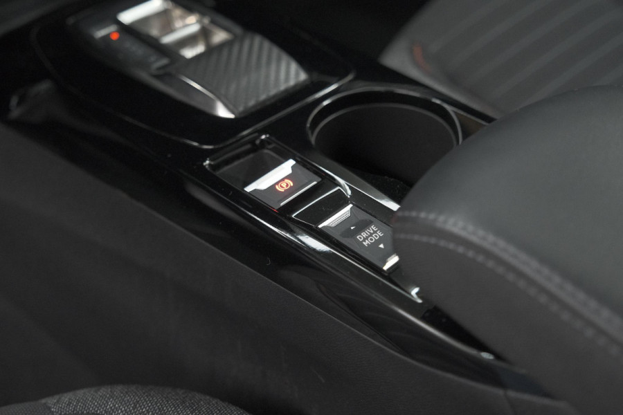 Peugeot 208 PureTech 100 EAT8 Allure | Navigatie | Parkeersensoren | Cruise Control