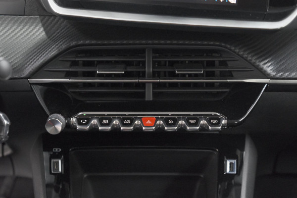 Peugeot 208 PureTech 100 EAT8 Allure | Navigatie | Parkeersensoren | Cruise Control