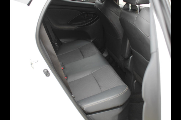 Toyota Yaris 1.5 Hybrid Launch Edition | STOELVERWARMING | CAMERA |