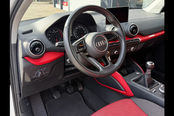 Audi Q2 30 TFSI Sport S Line Edition - Airco I Sport interieur & Velgen I PDC I Dealer onderhouden