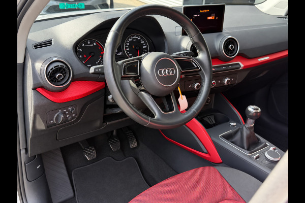 Audi Q2 30 TFSI Sport S Line Edition - Airco I Sport interieur & Velgen I PDC I Dealer onderhouden