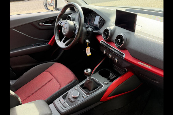 Audi Q2 30 TFSI Sport S Line Edition - Airco I Sport interieur & Velgen I PDC I Dealer onderhouden
