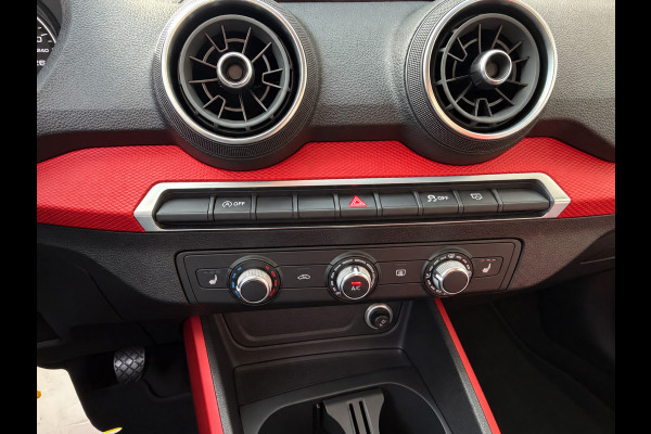 Audi Q2 30 TFSI Sport S Line Edition - Airco I Sport interieur & Velgen I PDC I Dealer onderhouden