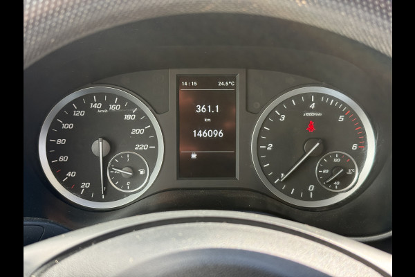 Mercedes-Benz Vito 114 1.9 CDI 136PK Dubbele Cabine L2H1 5 Stoelen Climate Control Cruise Control Trekhaak Carplay Camera