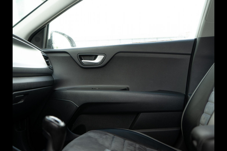 Kia Rio 1.0 TGDI Design Edition | Navigatie | Achteruitrijcamera | Airco |