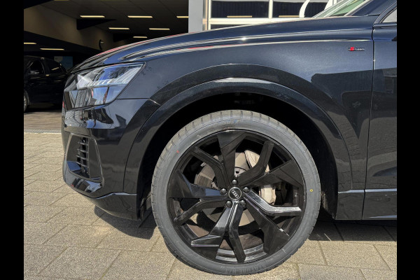 Audi Q8 3.0 -V6 24V 55 TFSi Quattro - Panorama dak I Airco I Leer I 23 inch velgen I PDC I Led i 24.000 KM