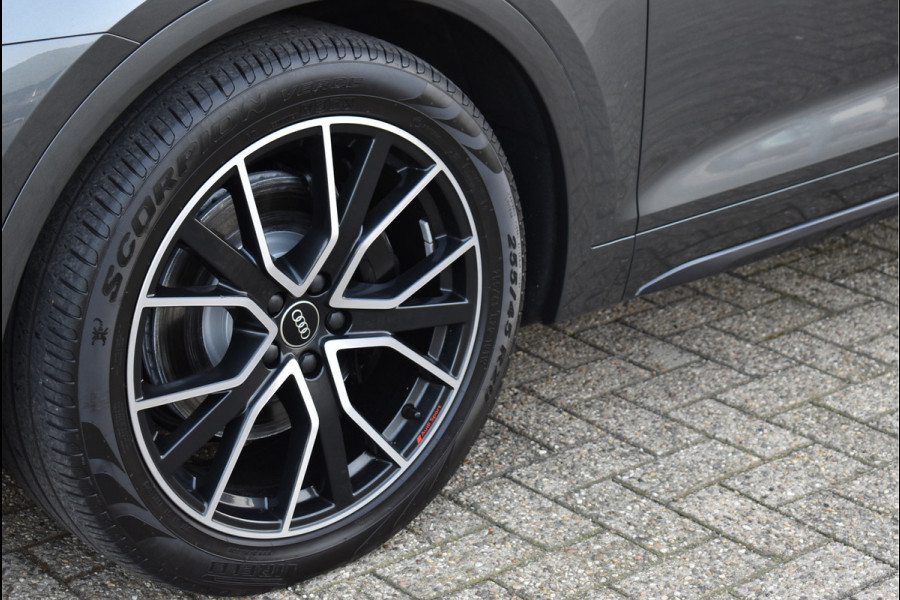 Audi Q5 50 TFSI e S-Line 299 Pk RS-Stoel Luchtvering Matrix Oled ACC Keyless Trekhaak 20 Inch