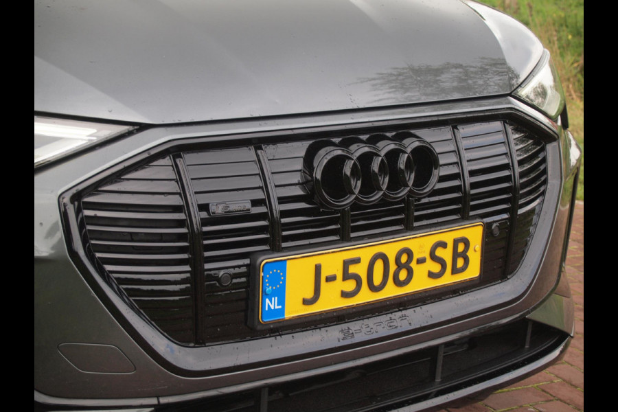 Audi e-tron Sportback 55 quattro S edition 95 kWh | SOH 92% | S-Line Stoelen | Panoramadak | Bang & Olufsen | Camera | Ambienteverlichting |
