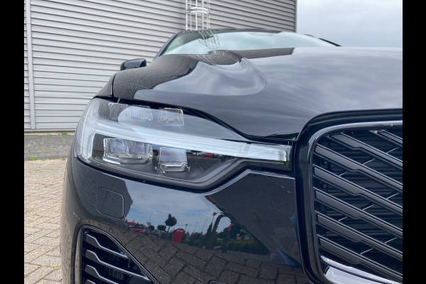 Volvo XC60 T6 Plug-in hybrid AWD Ultra Dark / Trekhaak / 360 camera / Harman/Kardon / Panoramadak /