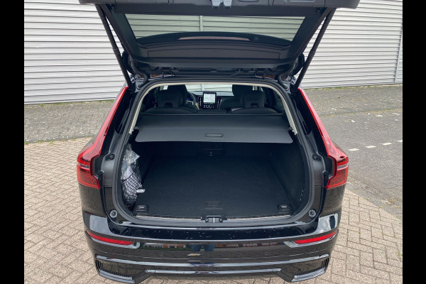 Volvo XC60 T6 Plug-in hybrid AWD Ultra Dark / Trekhaak / 360 camera / Harman/Kardon / Panoramadak /