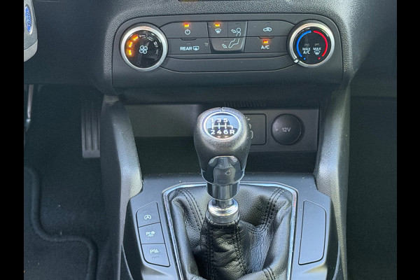 Ford Focus 1.0 EcoBoost Connected, 1 e eigenaar, navigatie, full led,cruise controle, Origineel NL auto met nationale auto pas