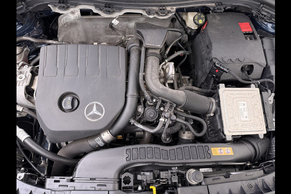 Mercedes-Benz B-Klasse 180 Automaat Panoramadak Stoelverwarming Navi Camera Elek.Achterklep Pdc Business Solution Cruise Control Lmv 16" Led Isofix Bluetooth Keyless GO Rijstrooksensor 1e Eigenaar Dealeronderhouden Origineel Nederlandse Auto