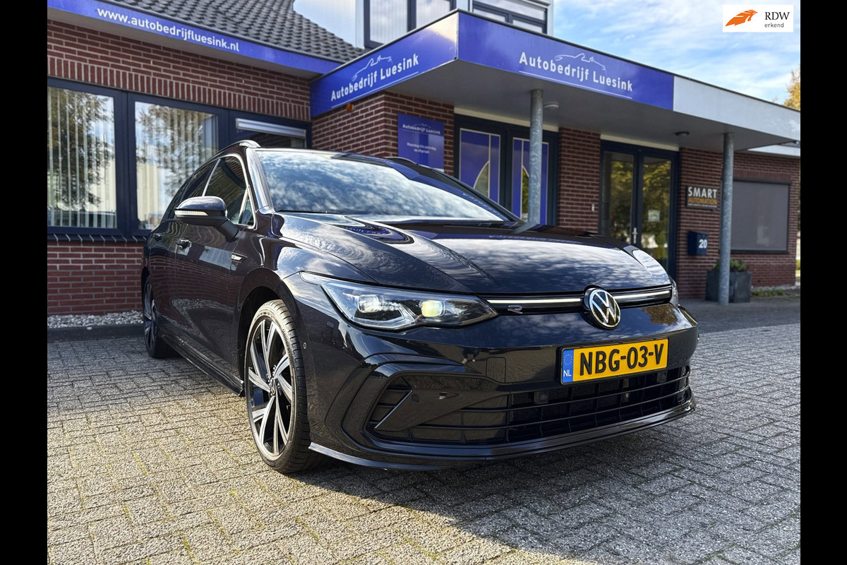 Volkswagen Golf Variant 2.0 TSI R-Line - IQ.Light - Carplay - Virtual dash - 18" - Adaptieve Cruise Control - Sportstoelen