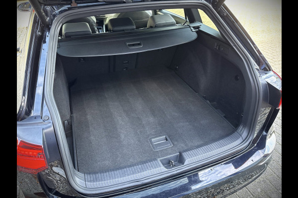 Volkswagen Golf Variant 2.0 TSI R-Line - IQ.Light - Carplay - Virtual dash - 18" - Adaptieve Cruise Control - Sportstoelen