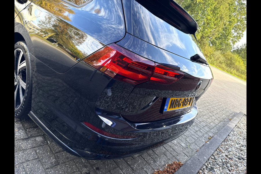 Volkswagen Golf Variant 2.0 TSI R-Line - IQ.Light - Carplay - Virtual dash - 18" - Adaptieve Cruise Control - Sportstoelen